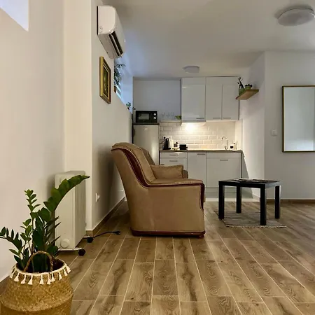Chestnut Apartments Βελιγράδι Εξωτερικό φωτογραφία